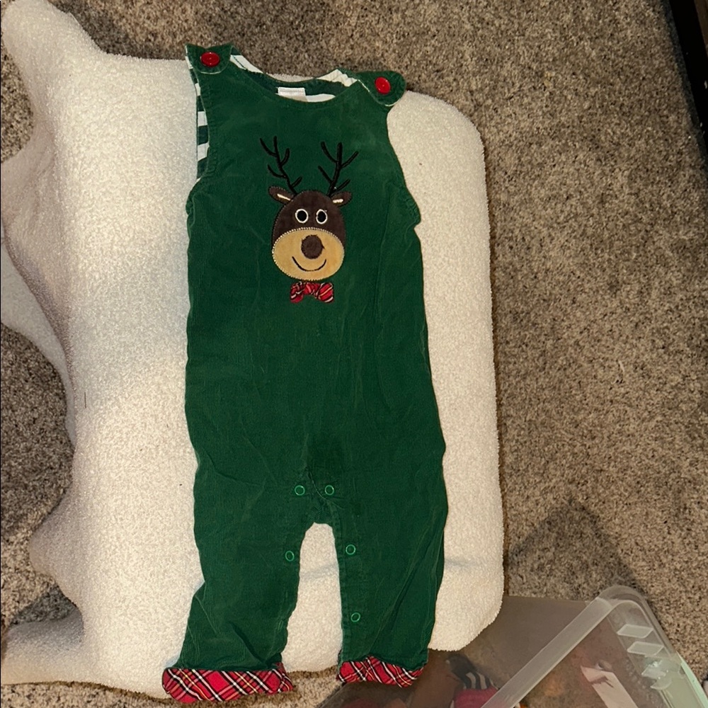 Nursery Rhyme Green and Red Festive Delight